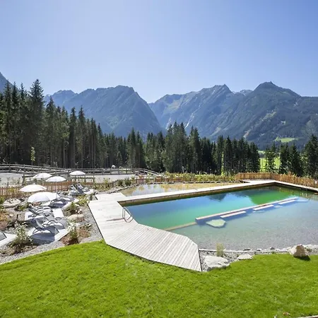 Chalet Near Arena Wildkogel *