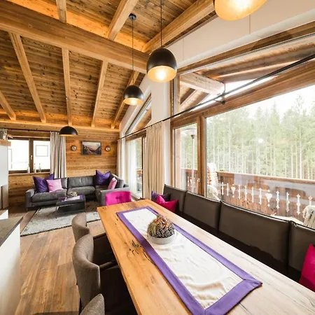 Near Arena Wildkogel シャレー